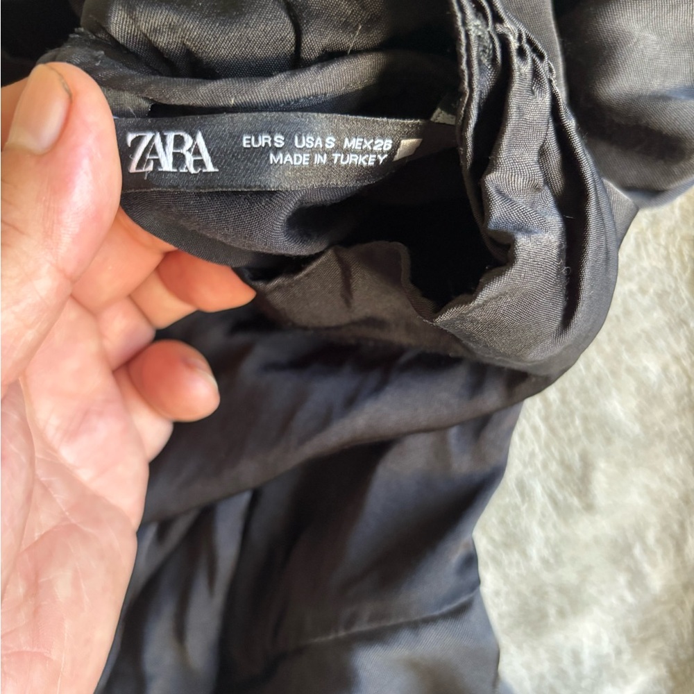 Zara Blouse Womens Small Black Long Sleeve Gathered Front Crop Top Ruched - Picture 1 of 4